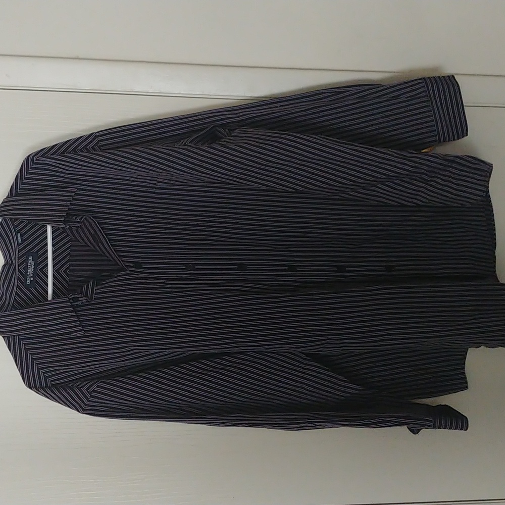 Roundtree and Yorke long sleeve dress shirt